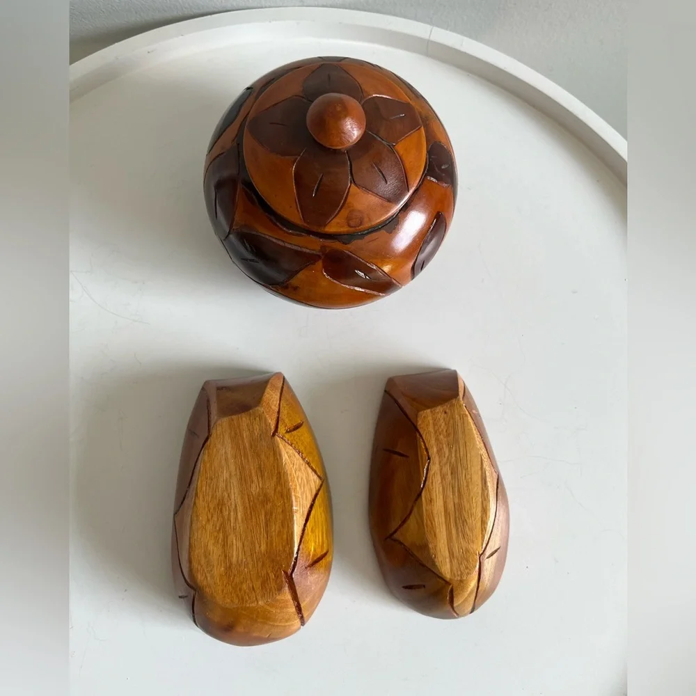 Handcrafted Wooden Lidded Round Bowl And Two Smaller Bowls Art Set Brown Vintage